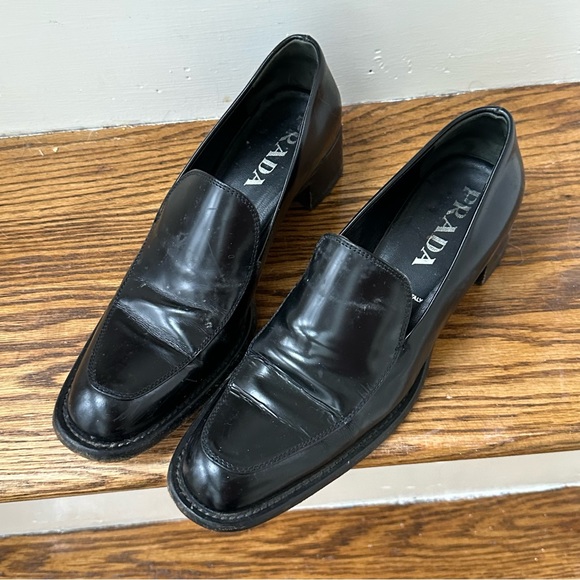 vintage prada loafers - Picture 2 of 7